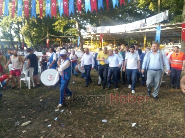  Yeni Güreş Ağası Öztürkler Market Mehmet Öztürk Oldu 