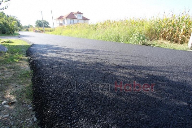 YENİMAHALLE’DE SICAK ASFALT SERİMLERİ HIZLANDI