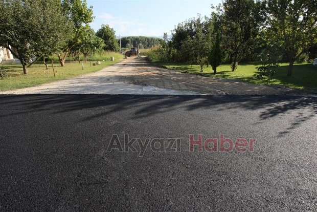 YENİMAHALLE’DE SICAK ASFALT SERİMLERİ HIZLANDI