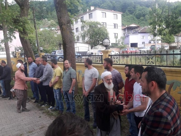 Yeter Cora Defnedildi