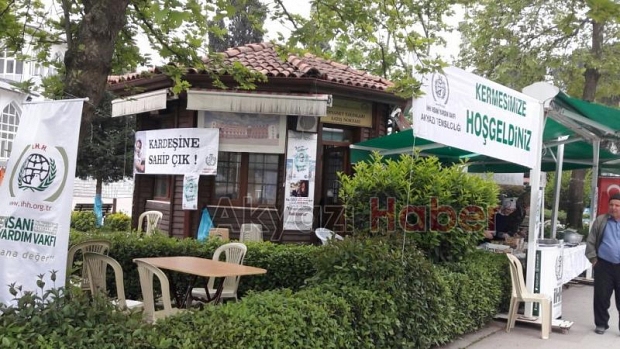 Yetim Gülerse Dünya Güler