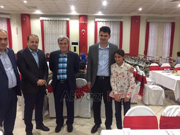 Yetimler İftarda Bir Araya Geldi