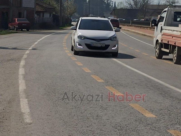 Yol Çizgileri Kafa Karıştırıyor