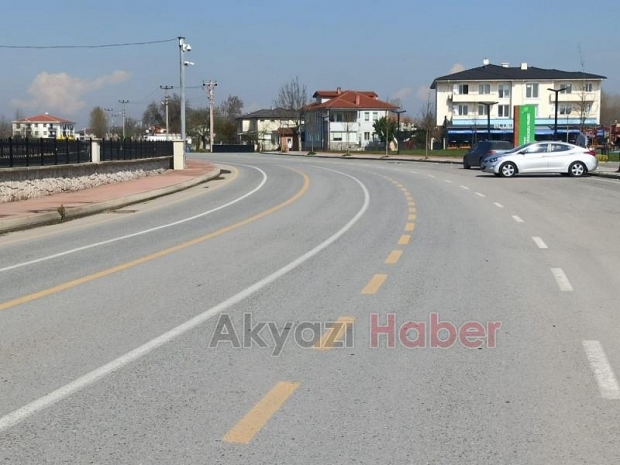 Yol Çizgileri Kafa Karıştırıyor