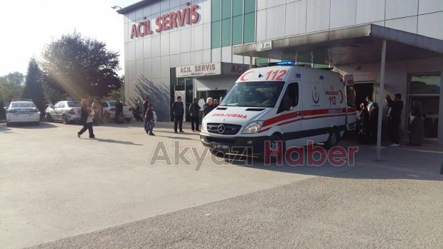 Yola Fırlayan Küçük Çocuğa Minibüs Çarptı