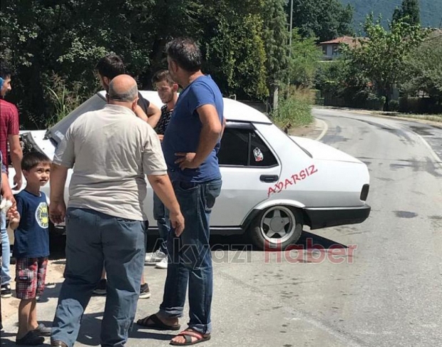 Yoldan Çıkan Otomobil Toprak Yığınına Girdi