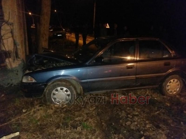 YOLDAN ÇIKTI EViN DiREĞiNE ÇARPARAK DURABiLDi