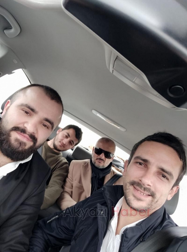 Yunanistan Büyükelçiliği önünde direkli tepki