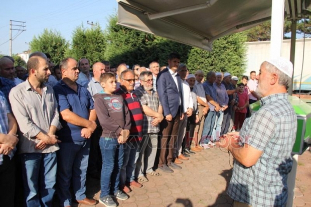 Yunus Kahveci Defnedildi