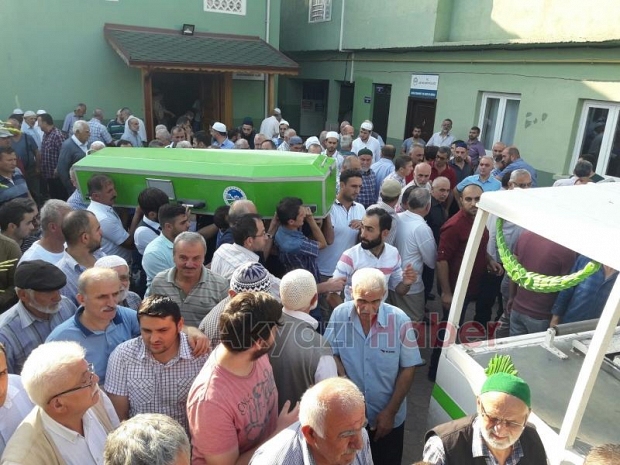Yunus Kahveci Defnedildi