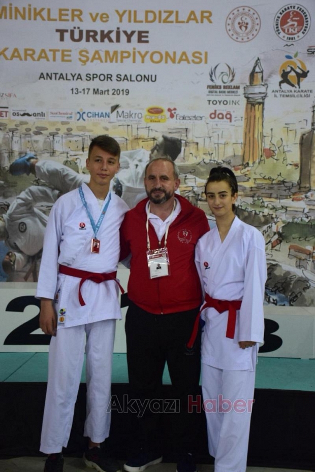 ZEYNEP SOYADI GİBİ GENE BİRİNCİ