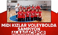 Midi Kızlar Voleybolda Alaağaçspor şampiyon oldu 